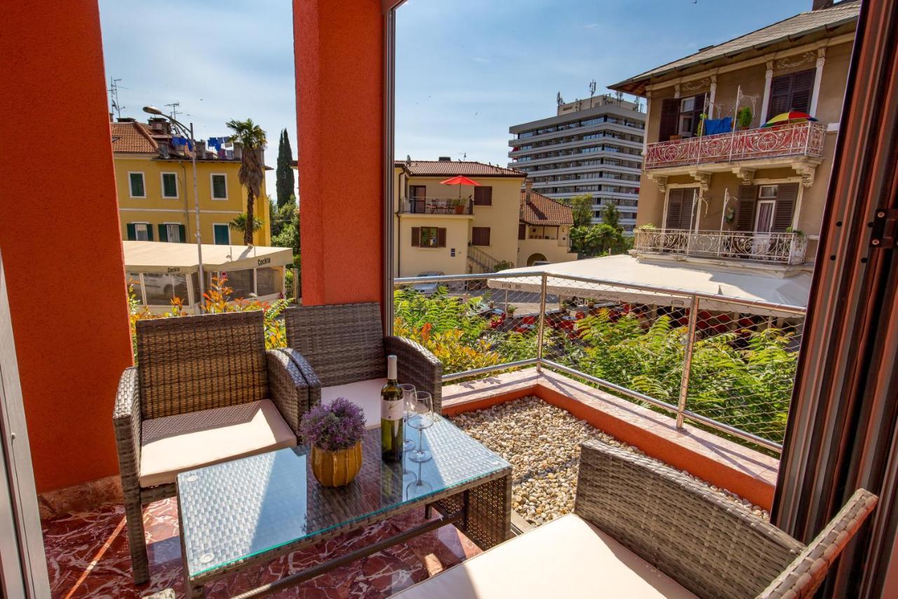 Luxury City Center Apartment -50M To The Sea Abbazia Esterno foto