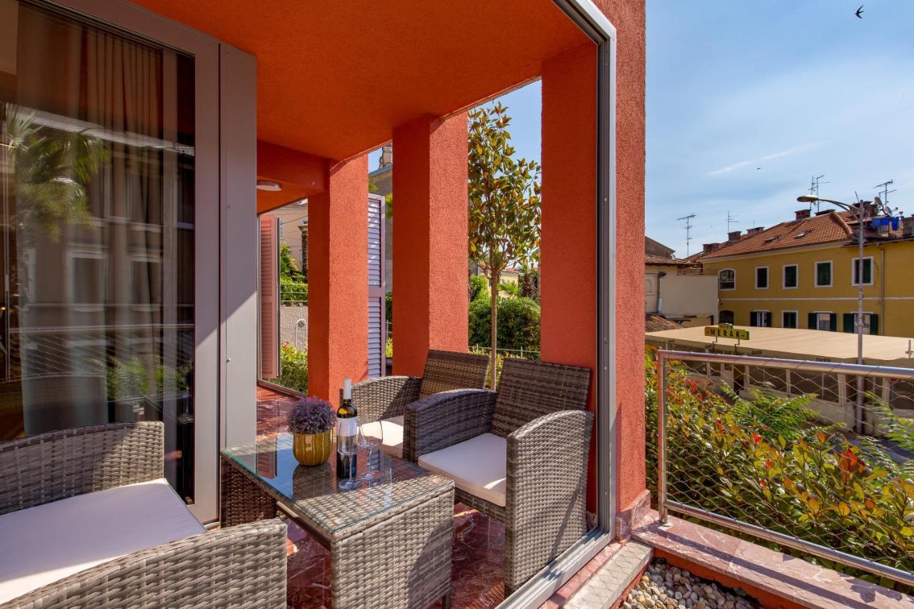 Luxury City Center Apartment -50M To The Sea Abbazia Esterno foto
