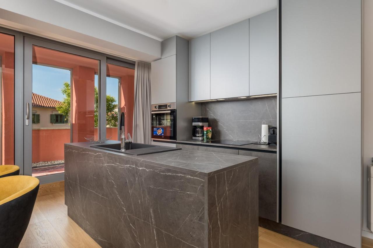 Luxury City Center Apartment -50M To The Sea Abbazia Esterno foto