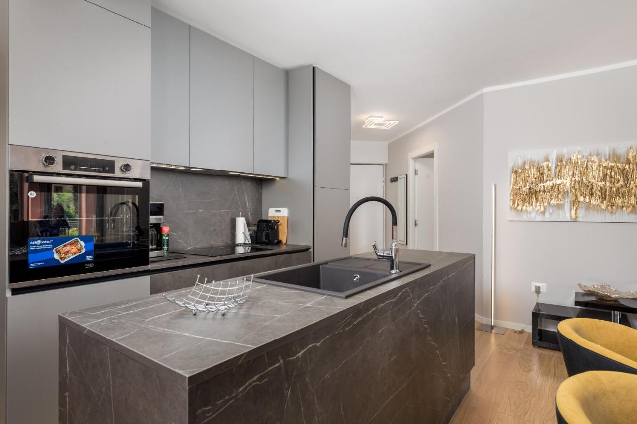 Luxury City Center Apartment -50M To The Sea Abbazia Esterno foto