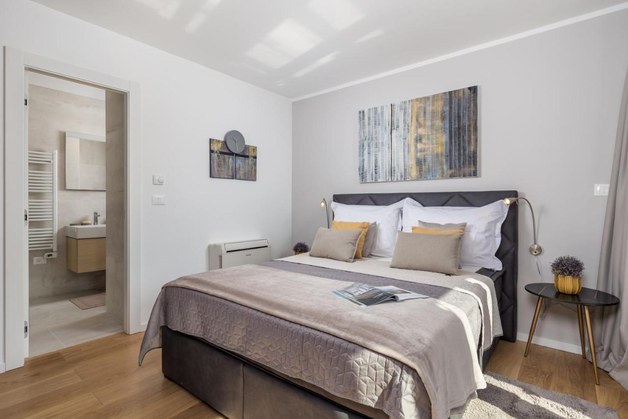 Luxury City Center Apartment -50M To The Sea Abbazia Esterno foto
