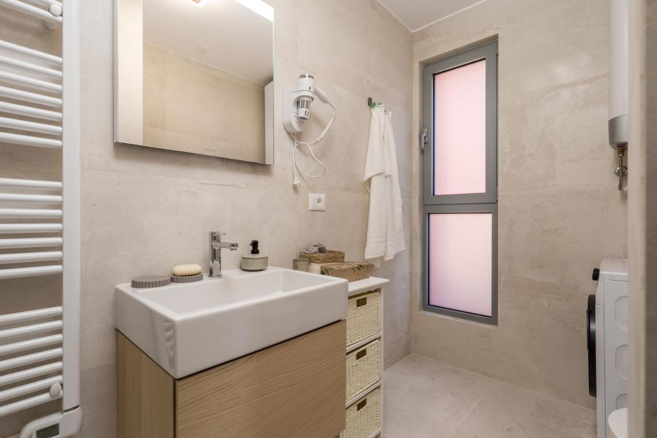Luxury City Center Apartment -50M To The Sea Abbazia Esterno foto