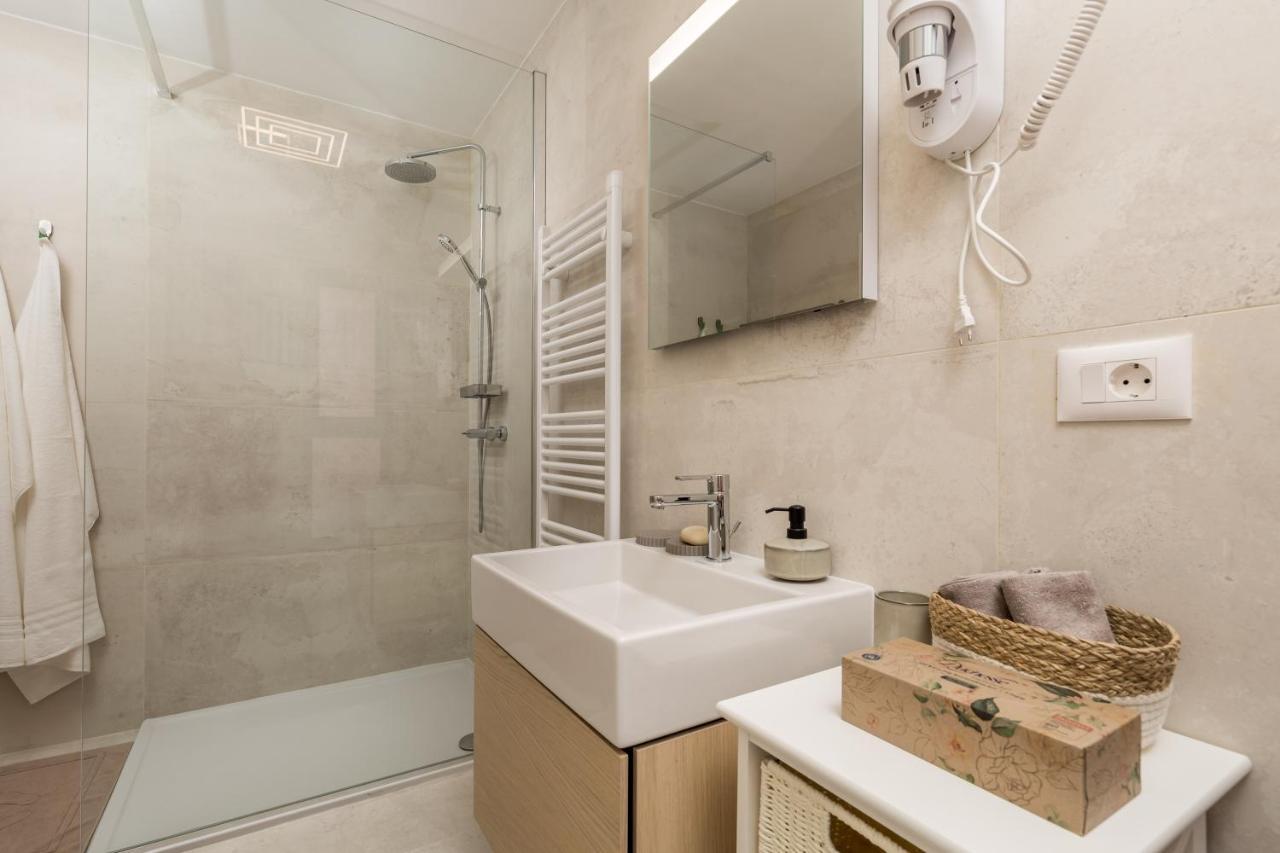 Luxury City Center Apartment -50M To The Sea Abbazia Esterno foto
